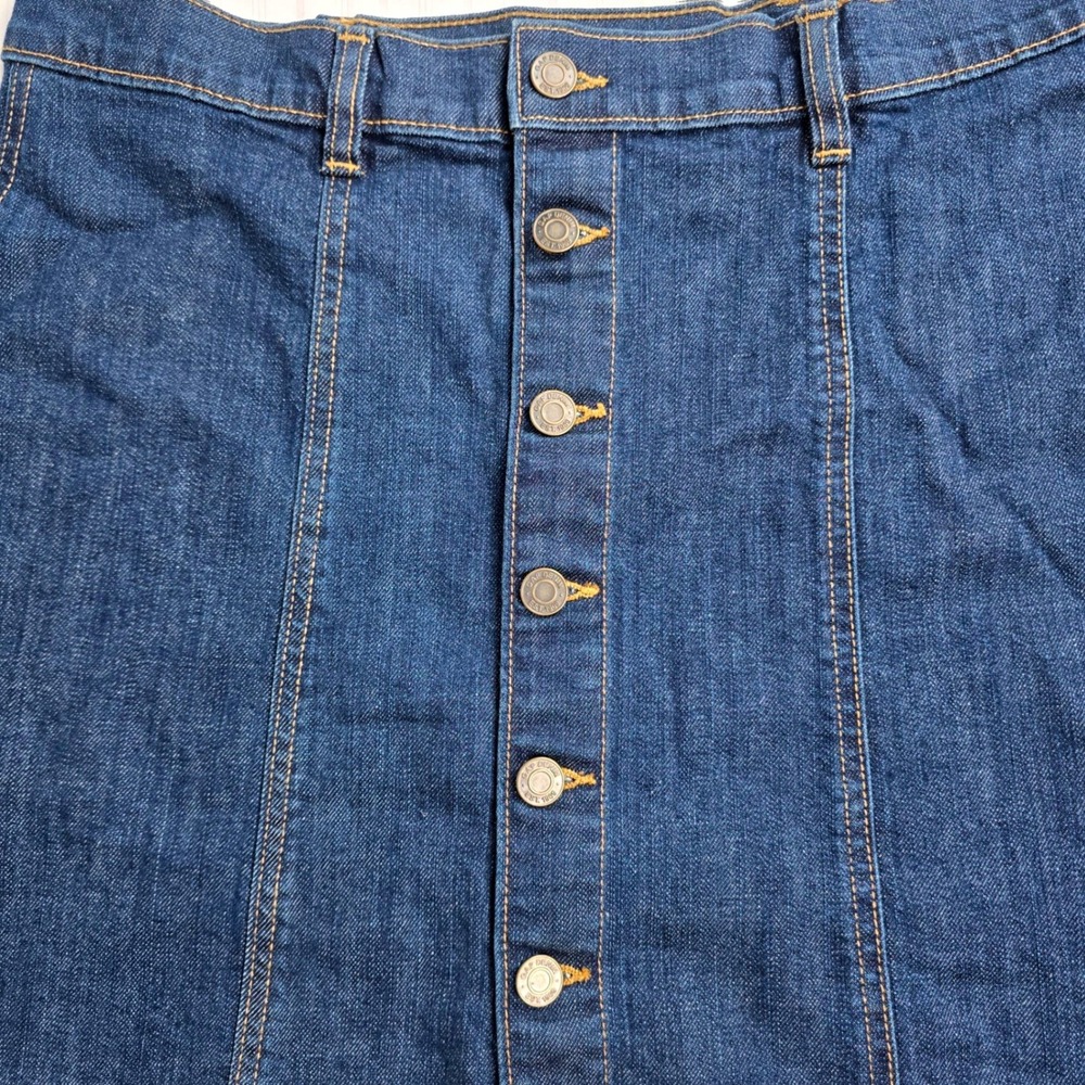 Gap Denim Button Front Mini Skirt Dark Wash A-Line High Waisted Blue Size 10/30 - Picture 4 of 12